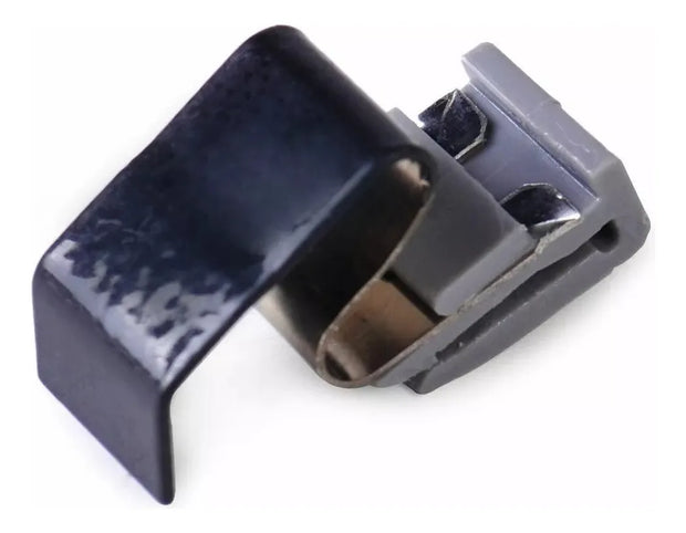 Clip Resorte Puerta Combustible Para Lancer 2008-2016