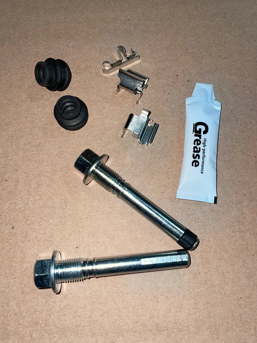 Kit Herrajes Caliper Trasero Para Lancer Outlander Montero